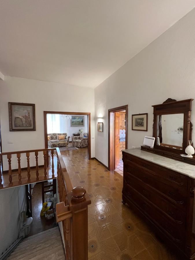 Casa Vanni Vada Eksteriør billede